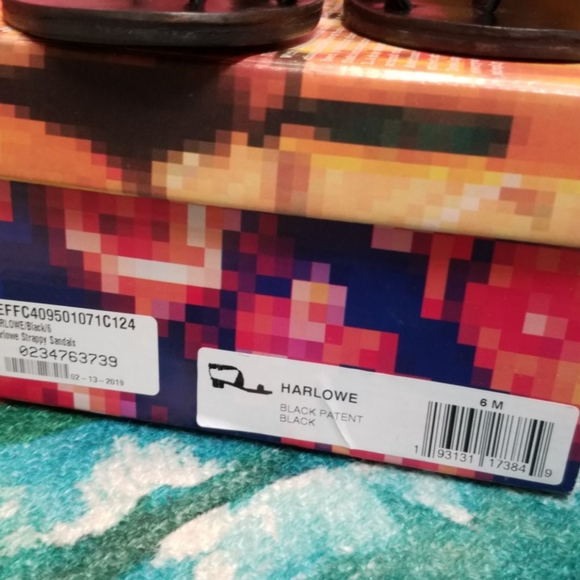 Harlowe black strappy sandals - Picture 8 of 8